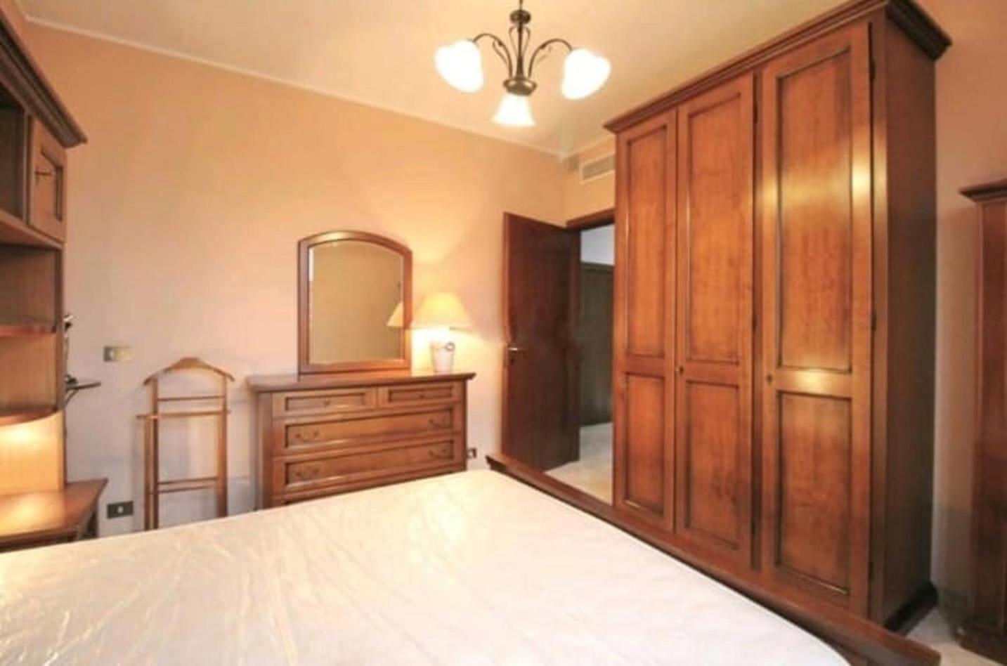 Apashort Apartment *